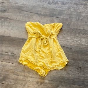 Light mustard yellow romper